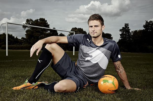 巧了，恰尔汗奥卢上次和这次罚丢点球都在意甲第12轮第74分钟（恰尔汗奥卢两次点球失手，均发生在意甲第12轮第74分钟）