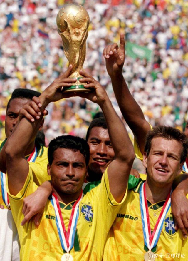 迪马：罗马引进埃切韦里和小火柴遇到阻碍，转会谈判陷入僵局（迪马：罗马求购埃切韦里与小火柴受阻，转会谈判停摆）