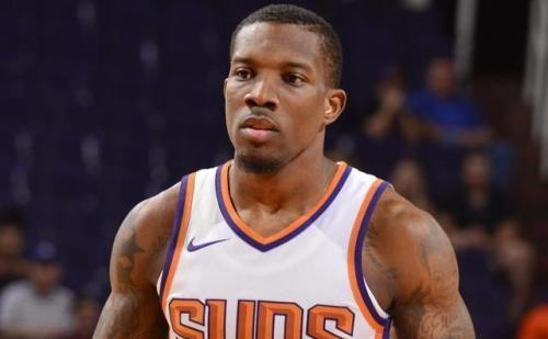 心系老东家，小罗社媒晒照祝贺弗拉门戈巴甲夺冠（小罗社媒发文晒照，祝贺老东家弗拉门戈夺得巴甲冠军）