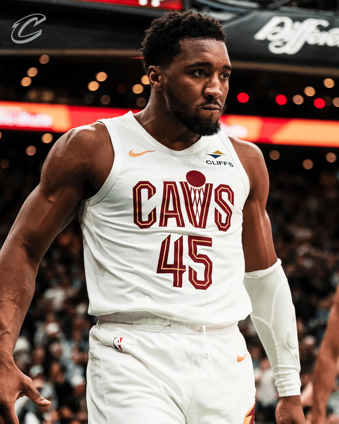 阿迪官网闹乌龙：阿根廷球衣可选印欧预赛臂章，甚至有人已收货（阿迪官网出错：阿根廷球衣竟可加印欧预赛臂章，已有买家收货）