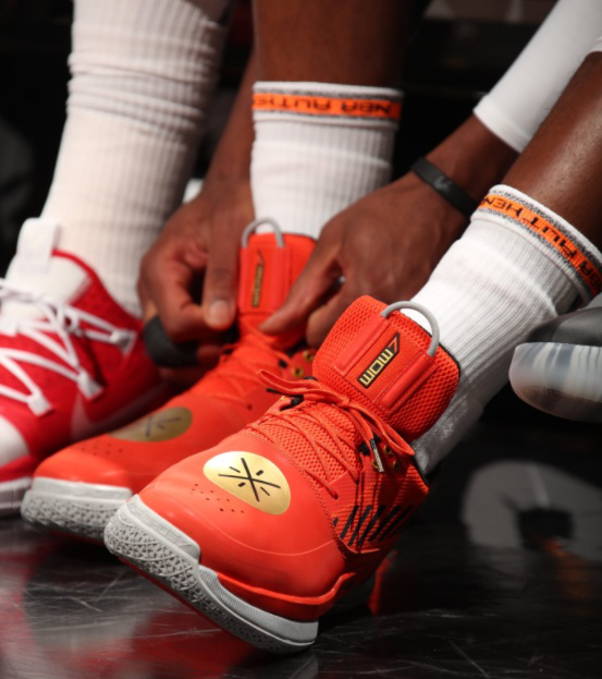 齐沃：我把自己放在最后一位；我们无需再质疑恩里克和迪乌夫（齐沃：我把个人排在最后，我们不必再质疑恩里克与迪乌夫）