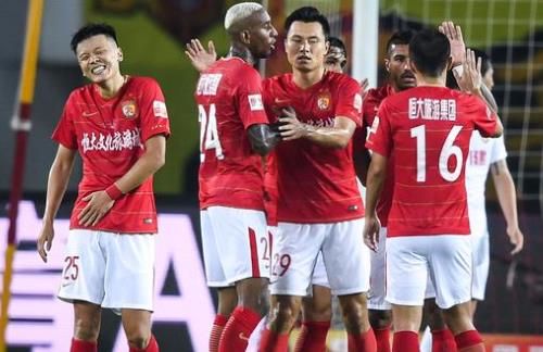 官方：大埔将在亚冠赛前为大埔火灾遇难者默哀一分钟（官方：亚冠开赛前，大埔队将为大埔火灾罹难者默哀一分钟）