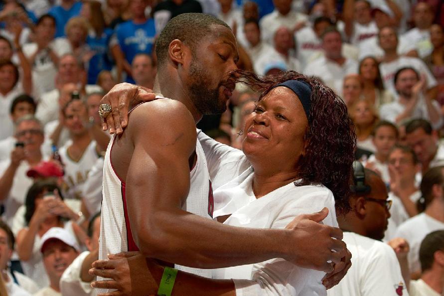 差出来不少分！半场罚球对比：浙江23中19 新疆则是9中7（半场罚球对比显差距：浙江23罚19中，新疆仅9罚7中）